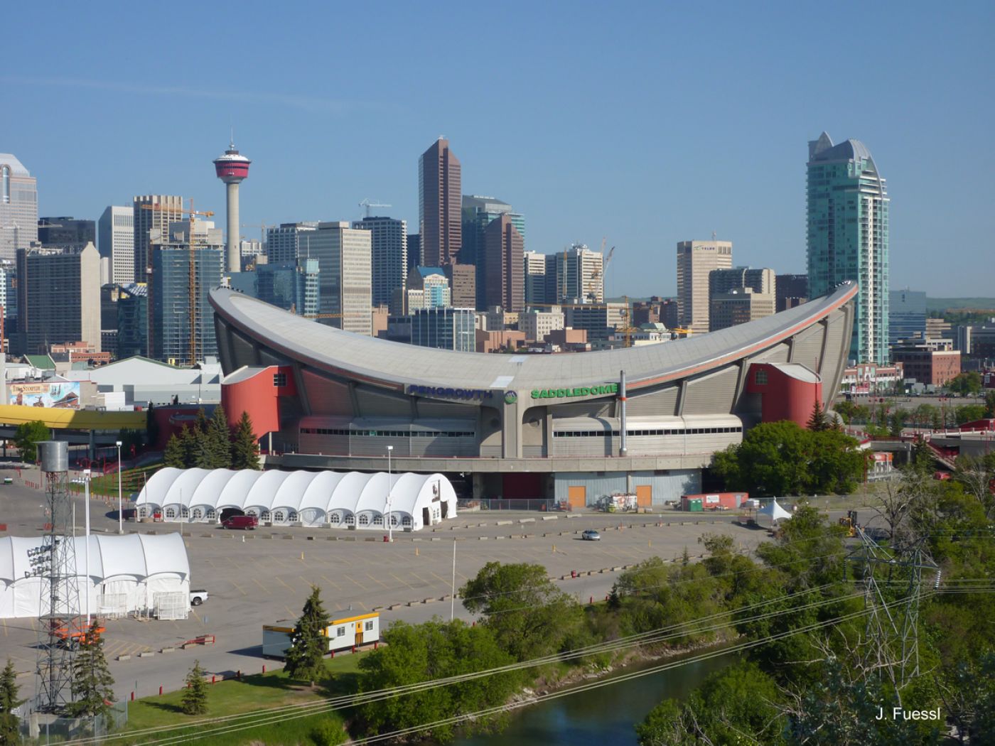 downtown calgary, start of rockies guided hiking tour | calgary, start der wanderreise in die rockies