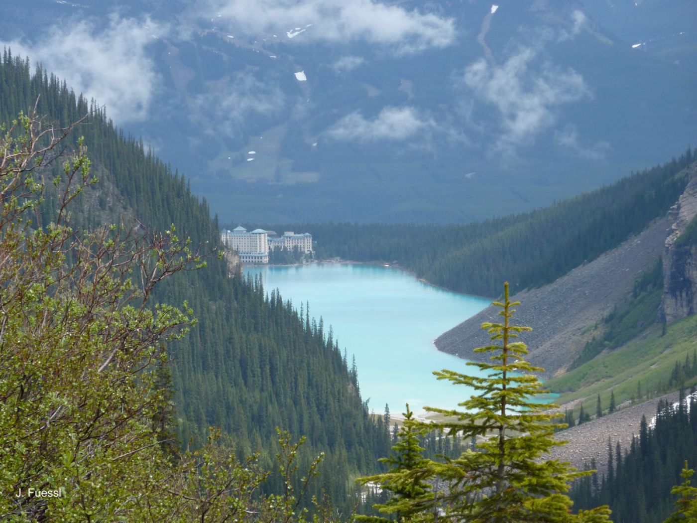 hiking in lake louise, canada, rockies | wandern in lake louise, kanada, rockies