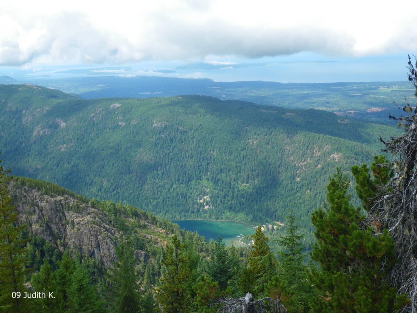 hiking in strathcona park, vancouver island | wandern im strathcona park auf vancouver island