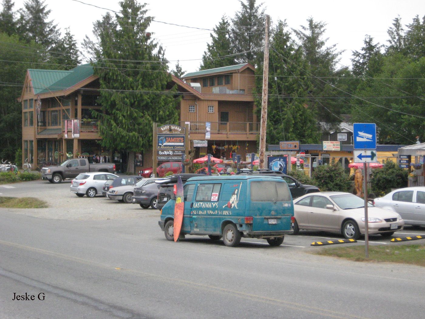 small group tour with tofino, bc | tour in kleiner gruppe mit tofino, bc