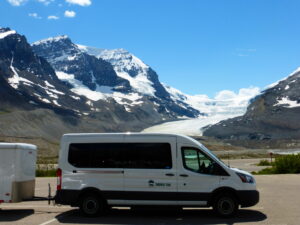 minibus to explore destinations in western canada