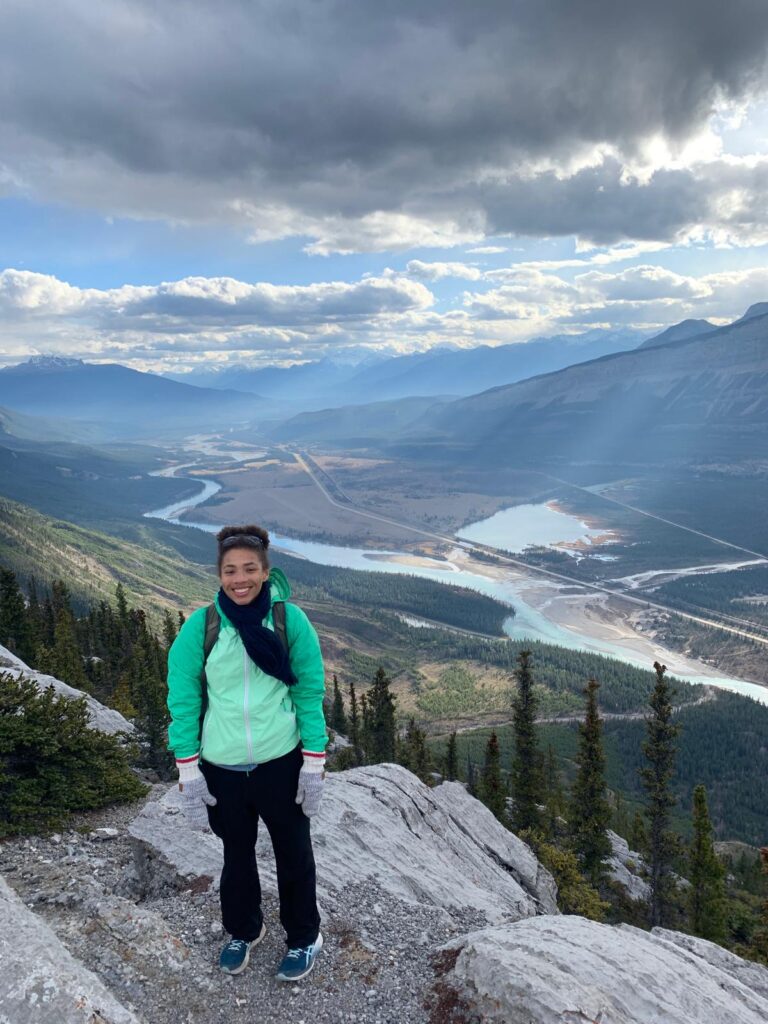 Gabrielle Tobsich, Reiseleiter in Kanada, Timberwolf Tours